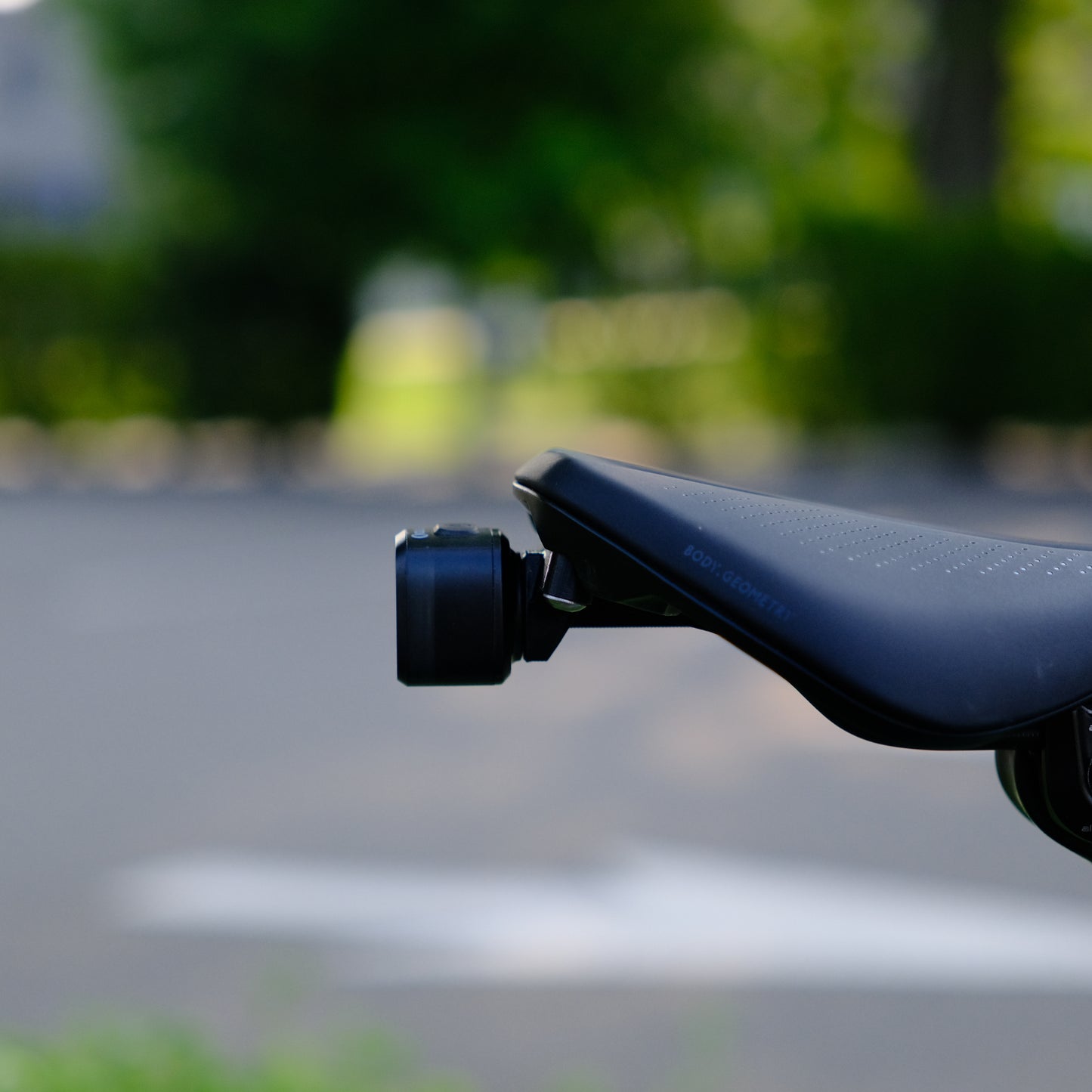 Magicshine SEEMEE Mount for Specialized SWAT Saddle